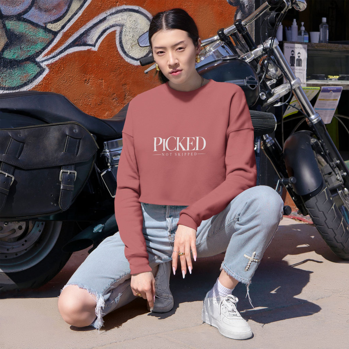 Picked Women's Cropped Sweatshirt